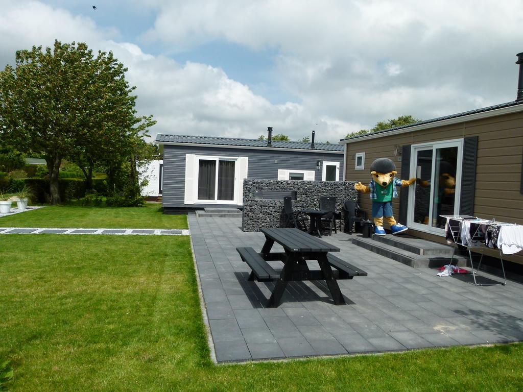 Campingpark De Bongerd Villa Tuitjenhorn Camera foto