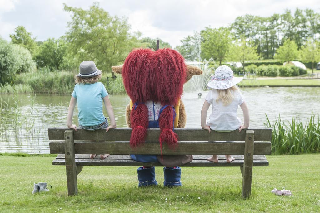 Campingpark De Bongerd Villa Tuitjenhorn Esterno foto